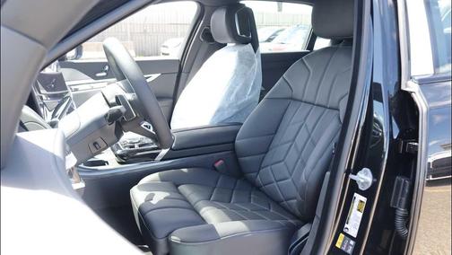 Black Sapphire Metallic 2026 BMW i7 xDrive60