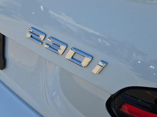 2025 BMW 230 i xDrive