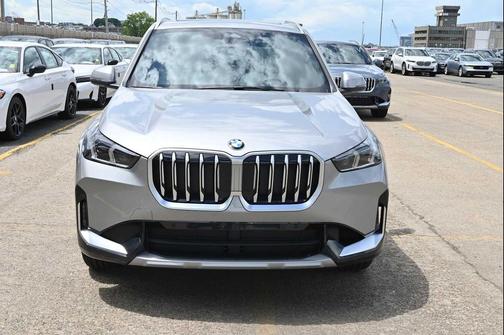 Space Silver Metallic 2026 BMW X1 xDrive28i