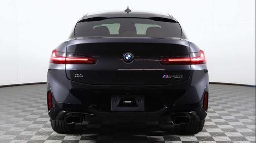 2023 BMW X4 M40i