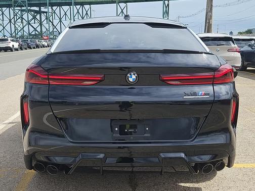 Black Sapphire Metallic 2026 BMW X6 M Competition