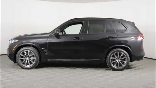 Black Sapphire Metallic 2026 BMW X5 xDrive40i