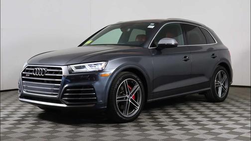 Daytona Gray Pearl Effect 2019 Audi SQ5 3.0T Premium Plus