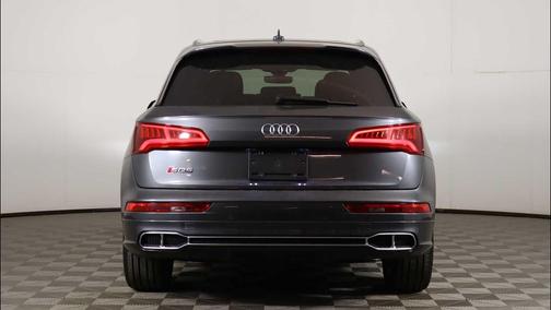 Daytona Gray Pearl Effect 2019 Audi SQ5 3.0T Premium Plus