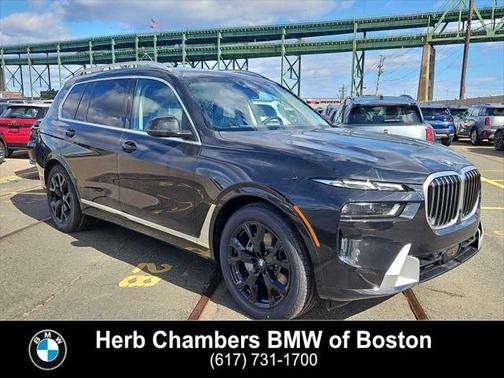 2025 BMW X7 xDrive40i