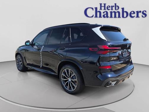 Carbon Black Metallic 2026 BMW X5 xDrive40i