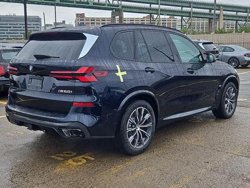 2026 BMW X5 M60i