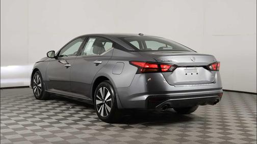 Gun Metallic 2021 Nissan Altima 2.5 SL