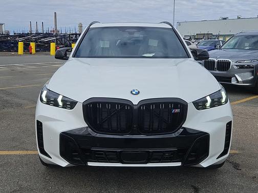 2026 BMW X5 M60i