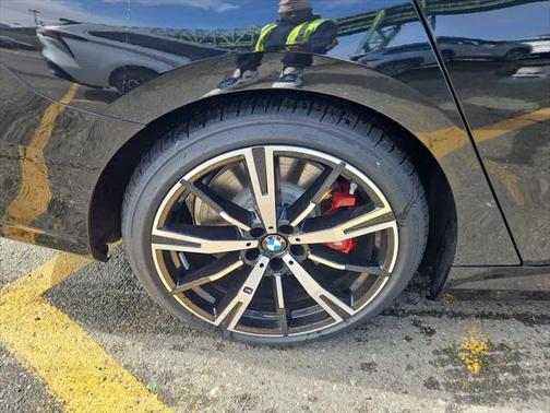 2025 BMW i5 M60