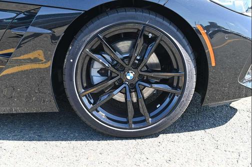 Black Sapphire Metallic 2026 BMW Z4 sDrive30i