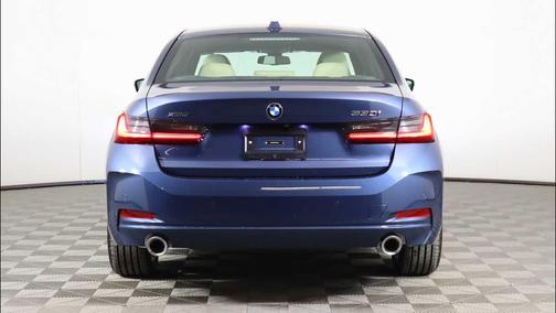 2026 BMW 330 i xDrive