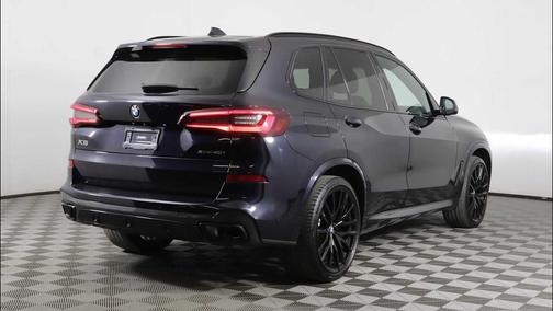 Carbon Black Metallic 2021 BMW X5 xDrive40i