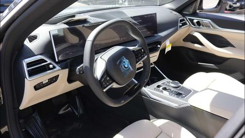 Black Sapphire Metallic 2026 BMW i4 Gran Coupe xDrive40