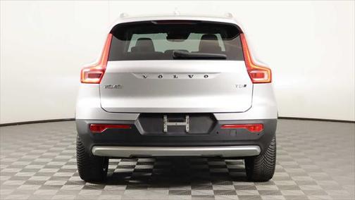 2019 Volvo XC40 T5 Momentum