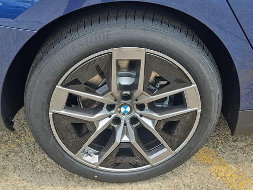 2026 BMW 530 i xDrive