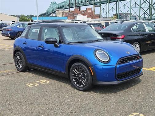 2025 MINI Hardtop Cooper S