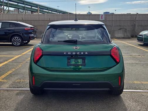 2025 MINI Hardtop Cooper