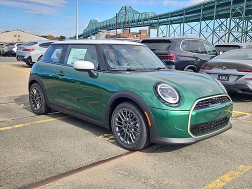 2025 MINI Hardtop Cooper
