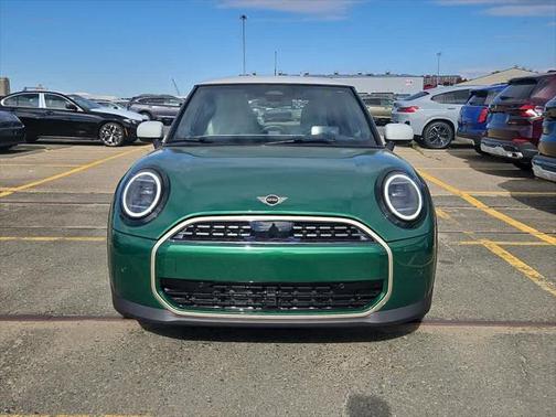 2025 MINI Hardtop Cooper
