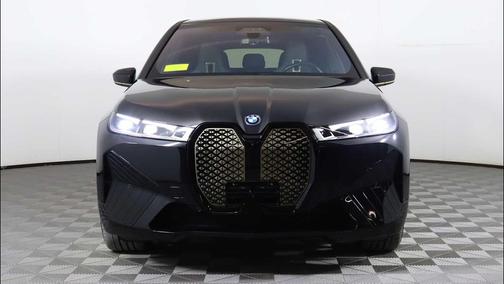 2023 BMW iX M60