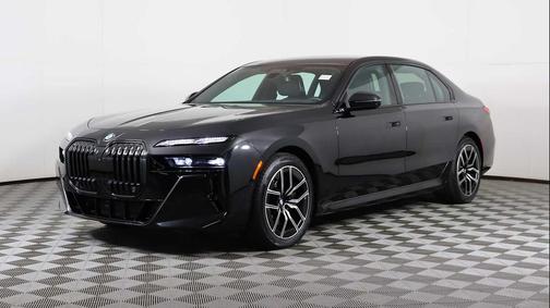 2023 BMW 760 i xDrive