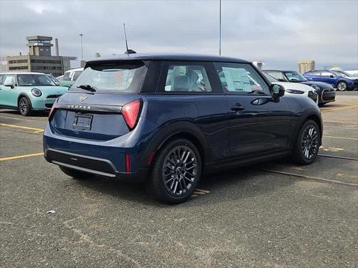 2025 MINI Hardtop Cooper