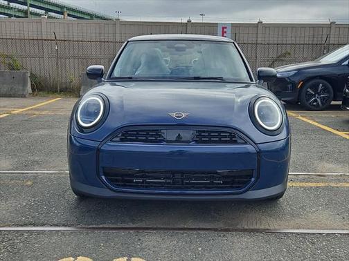 2025 MINI Hardtop Cooper