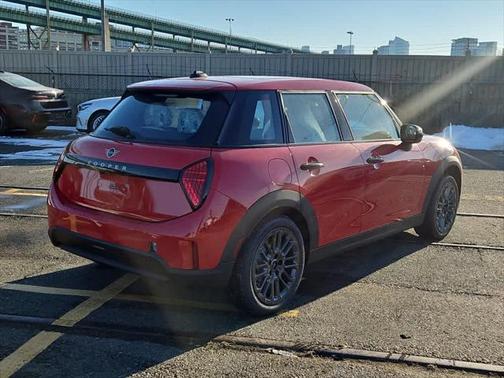 2025 MINI Hardtop Cooper
