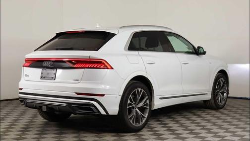 2023 Audi Q8 55 Prestige