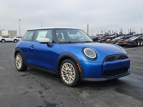 2025 MINI Hardtop Cooper