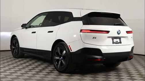 2024 BMW iX xDrive50