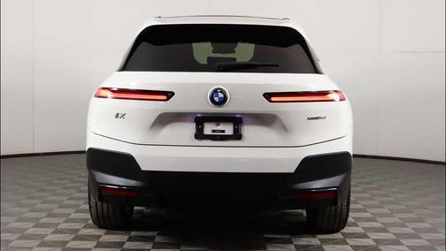 2024 BMW iX xDrive50