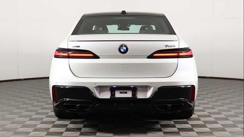 2024 BMW 760 xDrive