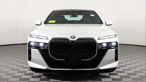 2024 BMW 760 xDrive