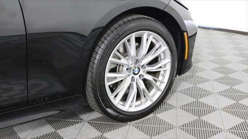 2024 BMW 330 i xDrive