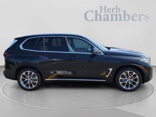 Black Sapphire Metallic 2026 BMW X5 PHEV xDrive50e