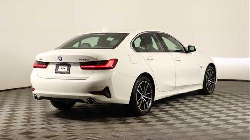 2022 BMW 330e Base