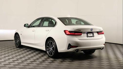 2022 BMW 330e Base