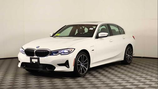 2022 BMW 330e Base