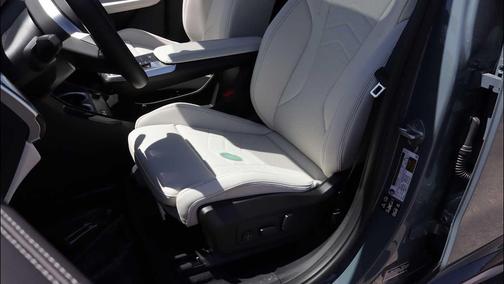 Cape York Green Metallic 2026 BMW X1 xDrive28i