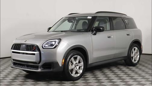 Melting Silver III Metallic 2025 MINI Countryman Cooper S ALL4