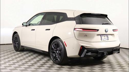 2026 BMW iX xDrive45