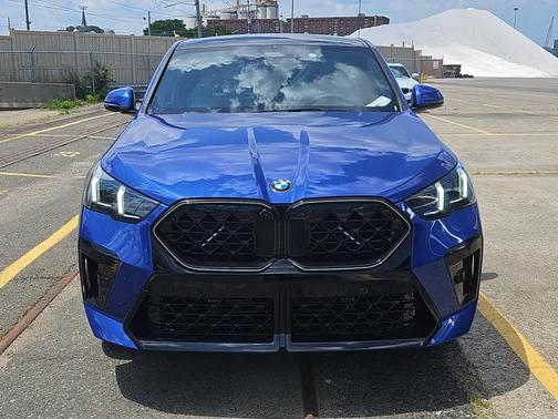 2025 BMW X2 xDrive28i