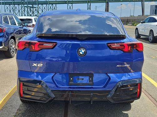 2025 BMW X2 xDrive28i