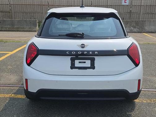 2025 MINI Hardtop Cooper