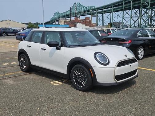 2025 MINI Hardtop Cooper