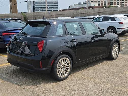 2025 MINI Hardtop Cooper S