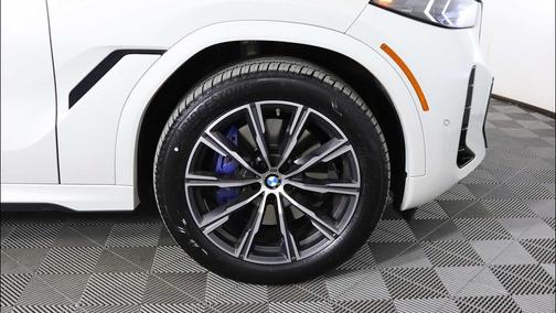 2024 BMW X6 xDrive40i