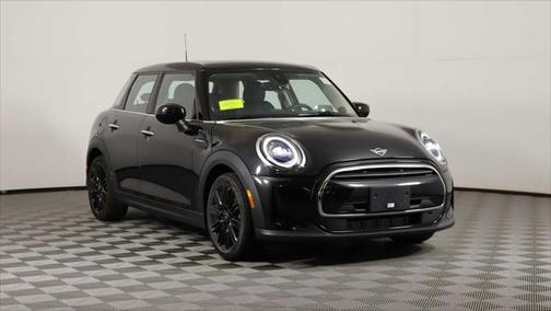2023 MINI Hardtop Cooper